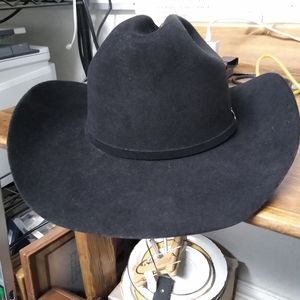 Larry Mayan's cowboy hat